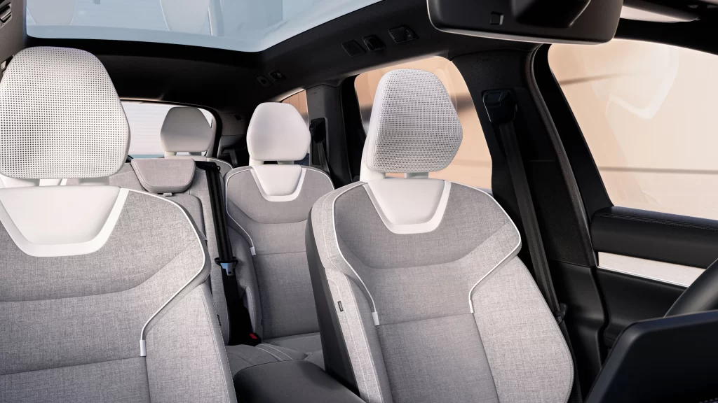 Volvo EX90 med komfortabelt og romslig interiør