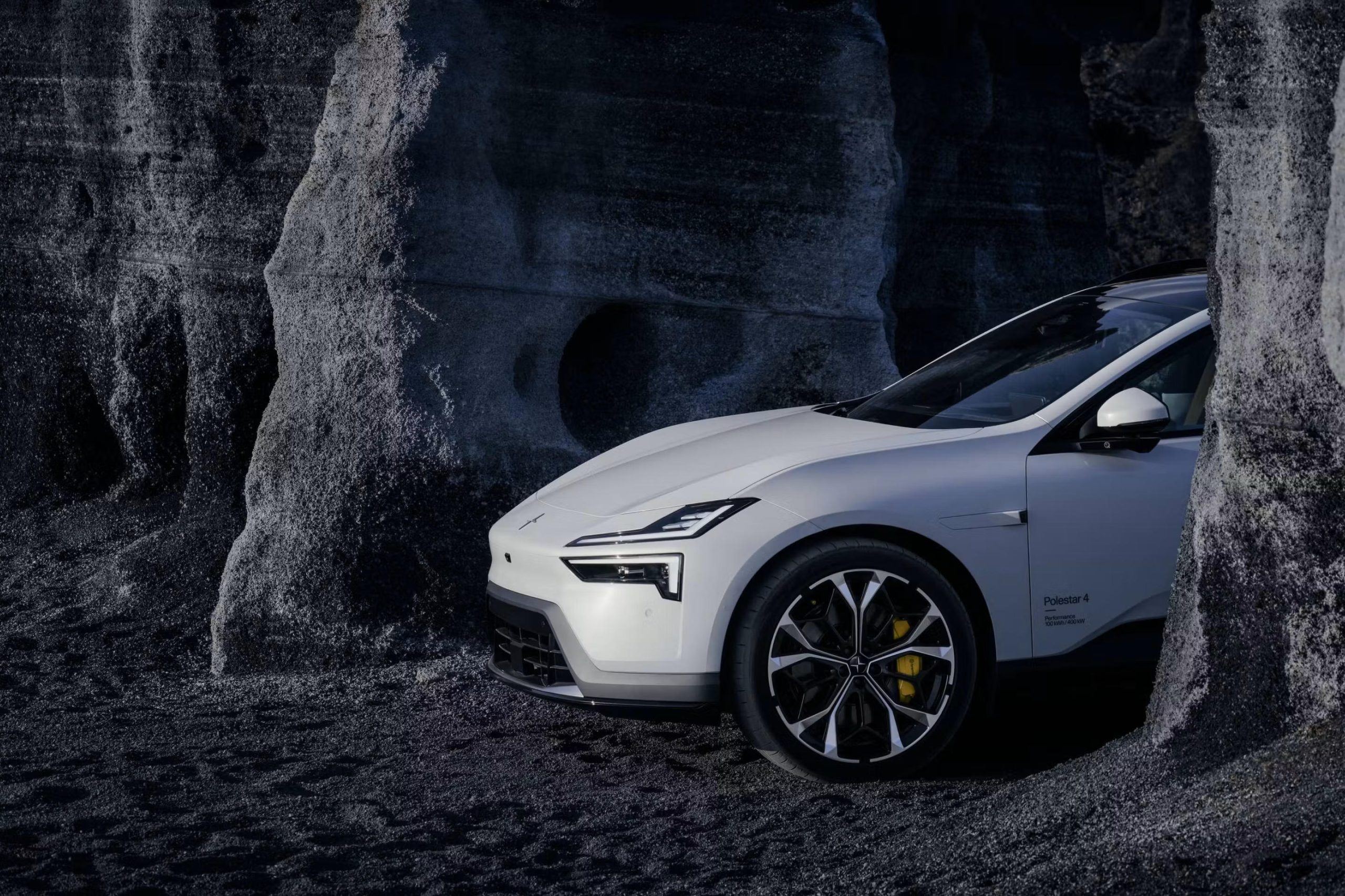 Polestar 4 SUV